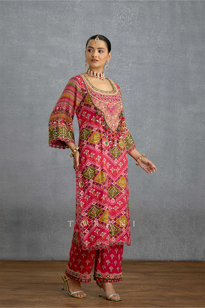 Raktangi Patola Kurta Set