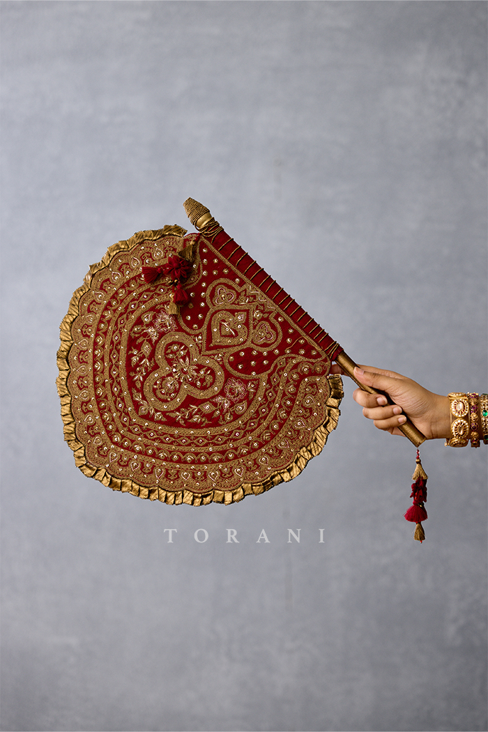 Surkh Inza Pankha