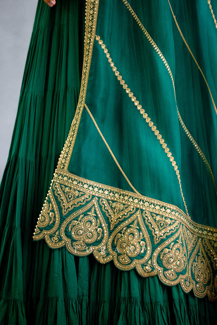 Akhzari Minaj Anarkali Set