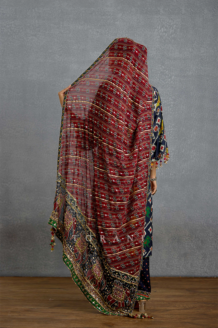 Virasa Patola Kurta Set