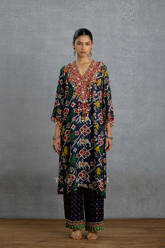 Virasa Patola Kurta Set