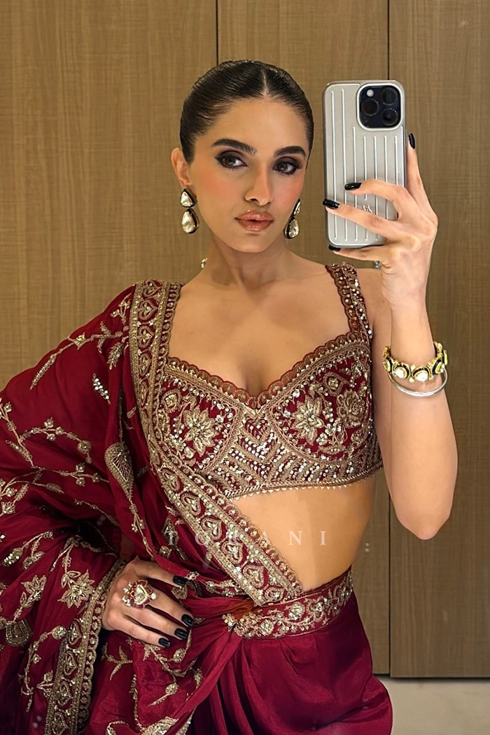 Simar Batra In our Surkh Lasya Saree Set