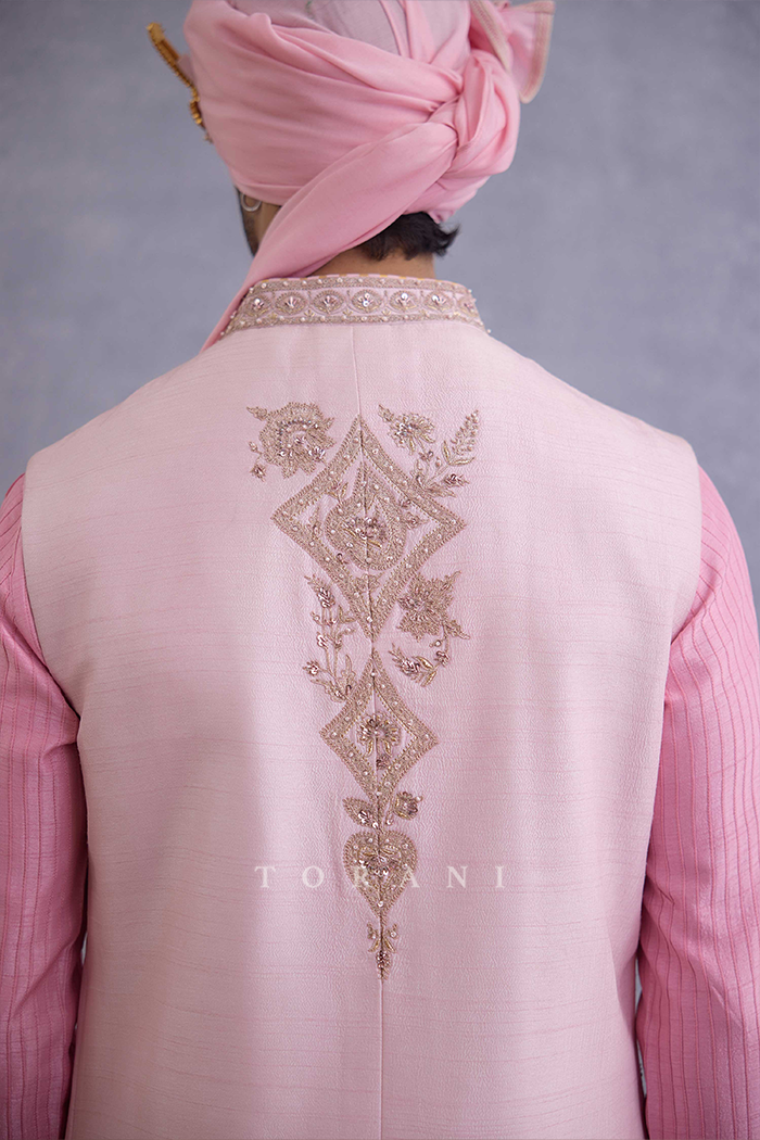 Sharbati Ruhaan Bandi Set