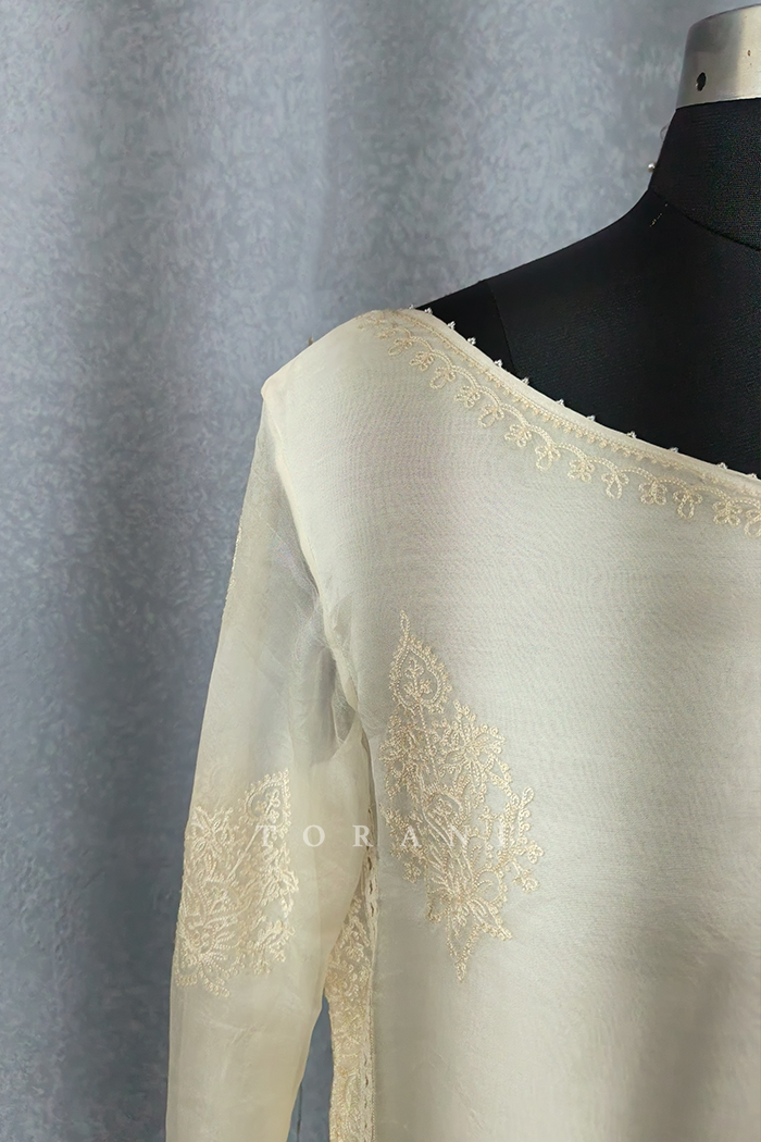 Sale- Mogra Naazneen Kurta