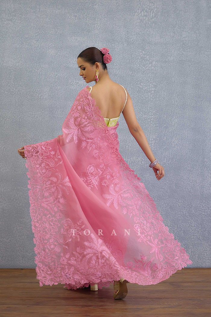 Kamalini Advika Saree