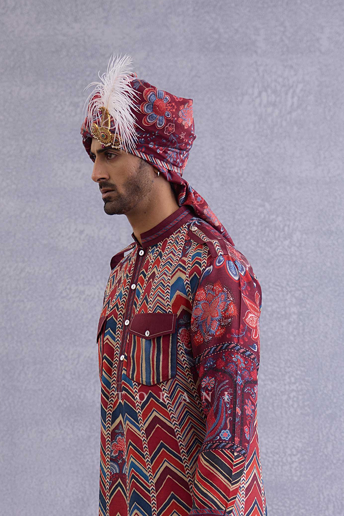 Qarmazi Naitik Saafa