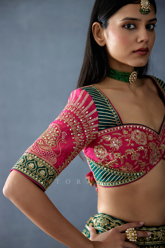 Dahlia Nuri Blouse