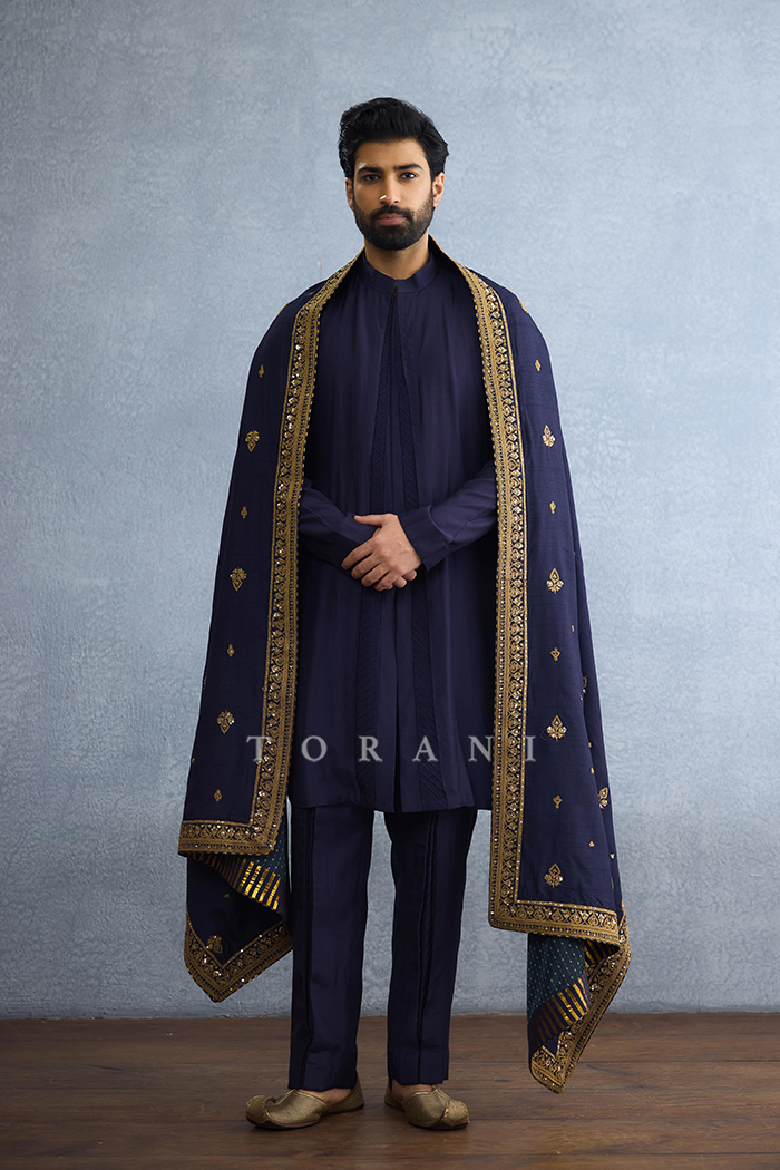 Behare Kashim Sherwani Set