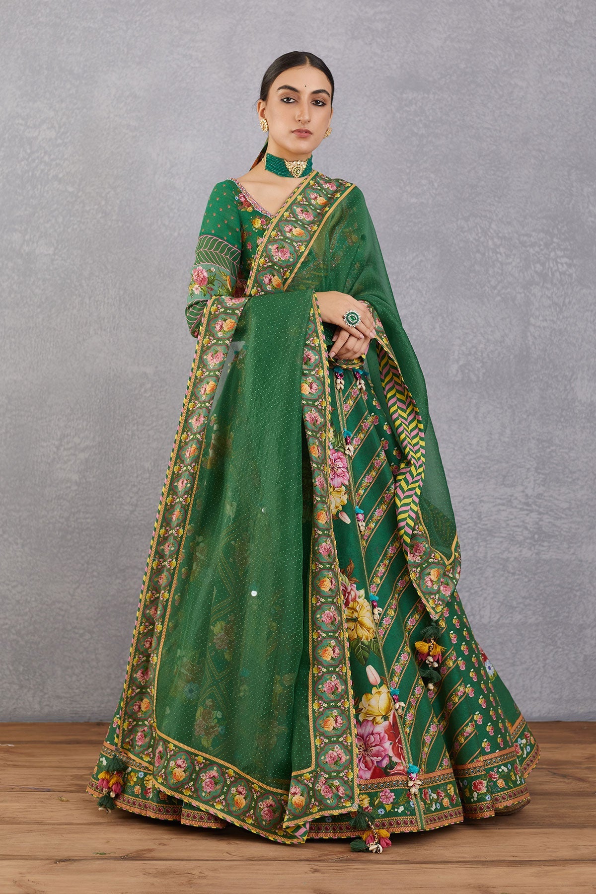Panna Waheeda Odhni