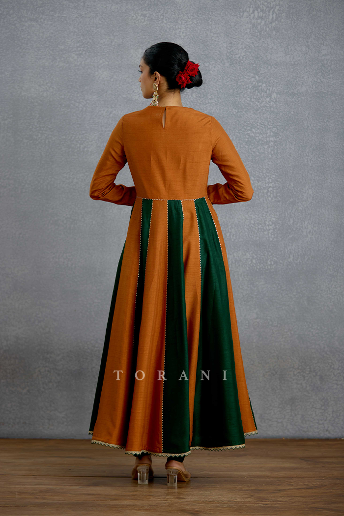 Nooran Sabz Lehar Anarkali Set