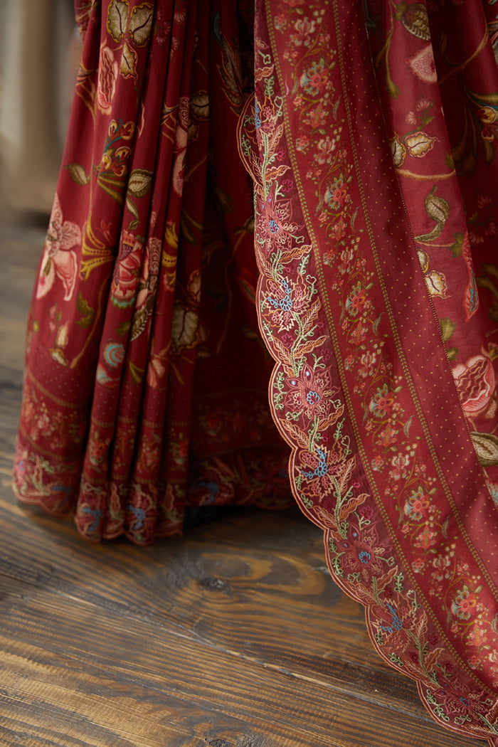 Gudhal Enakshi Saree