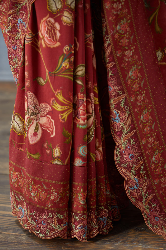 Gudhal Enakshi Saree