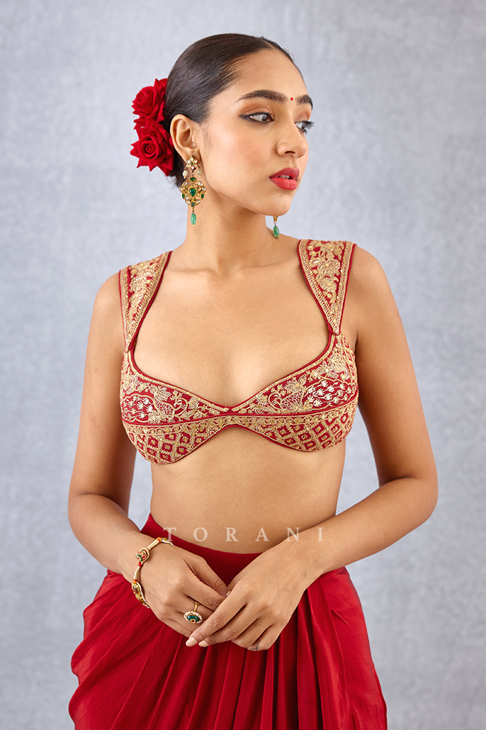 Dori embroidered Blouse with Draped dhoti & jacket