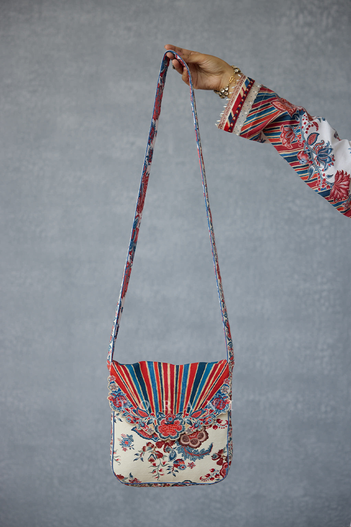 Coromandel Aashi Sling Bag