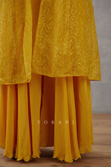 Sunehra Paavni Cape Set