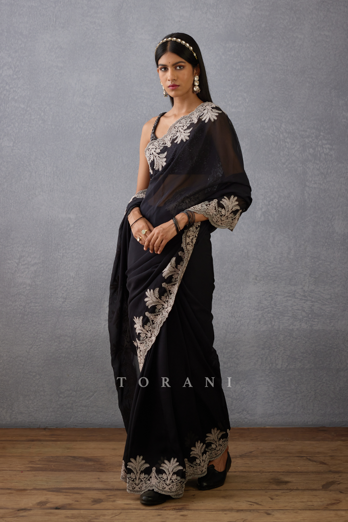 Raat Rani Afrah Saree