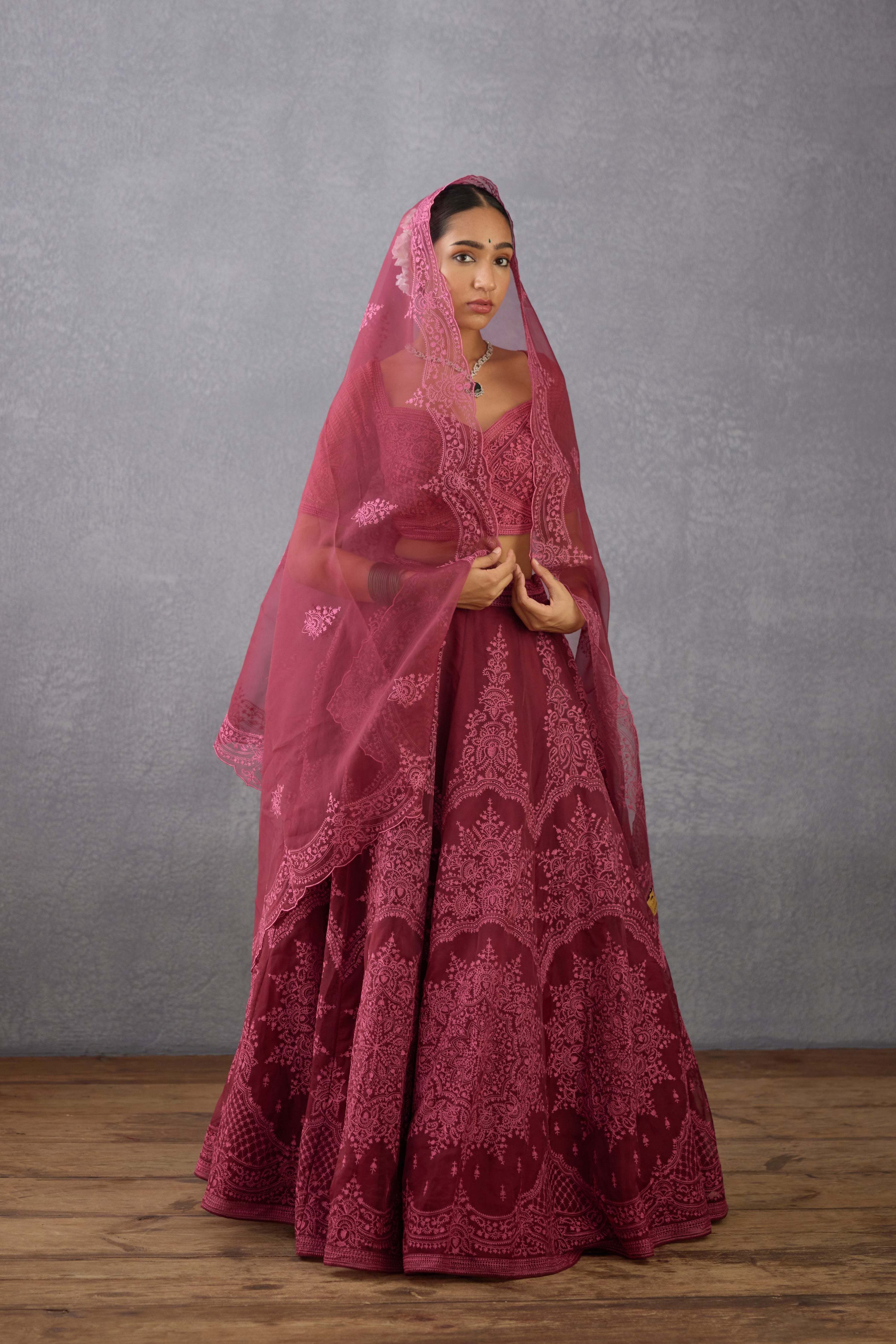 Gulkand Meher Passa Odhni