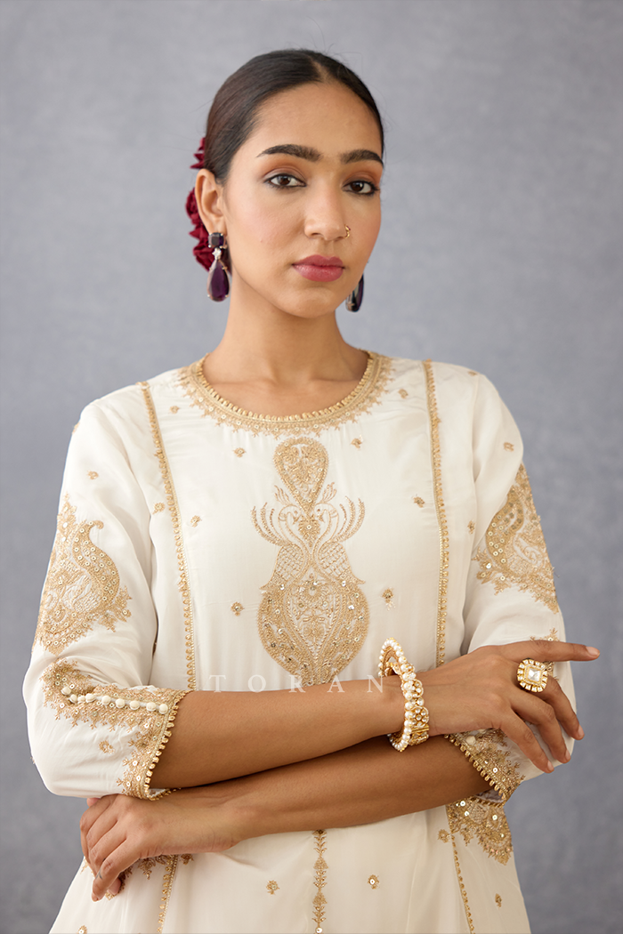 Gul-Bano Mariam Kurta Set
