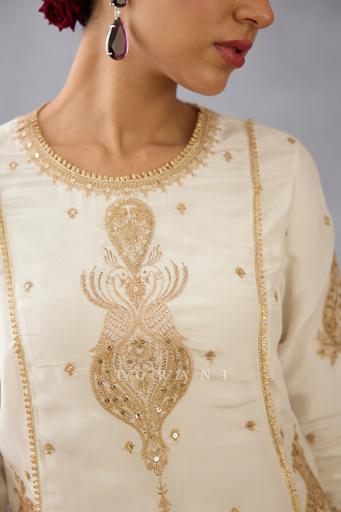 Gul-Bano Mariam Kurta Set