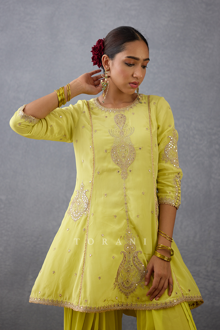 Gul-Mina Mariam Kurta Set