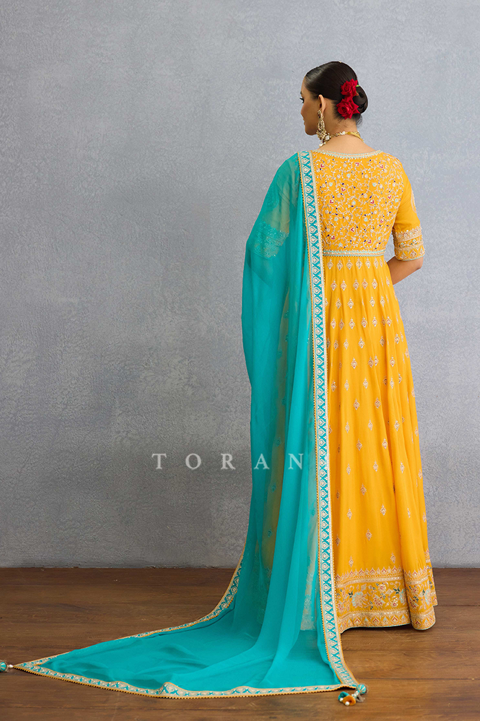 Sunela Sharmin Anarkali Set