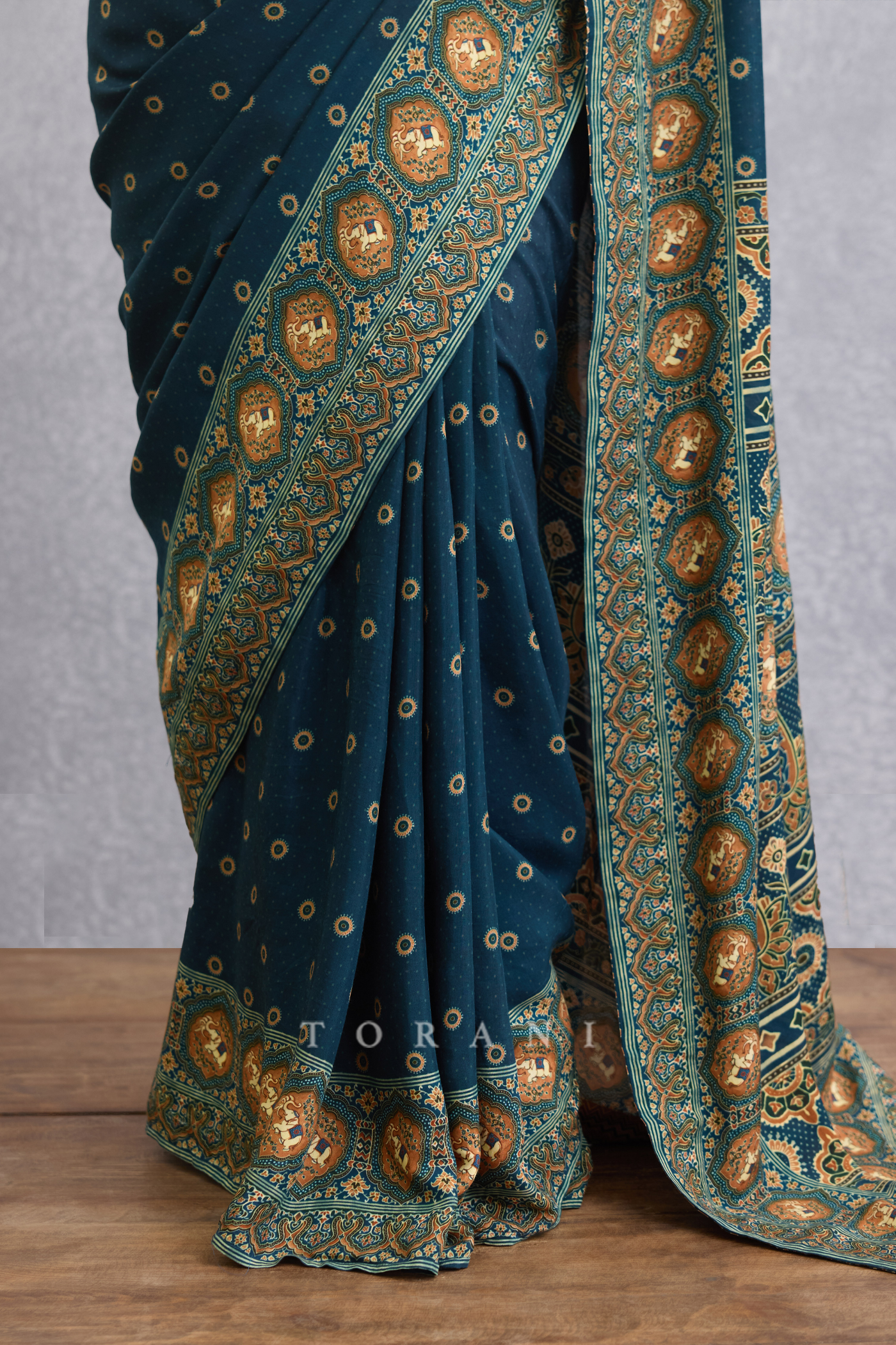 Neelam Manya Saree