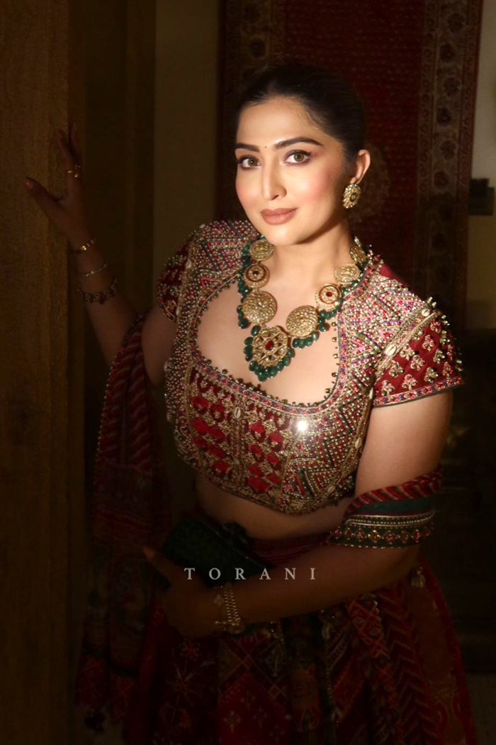 Janki Patel In Our Rangili Meenakshi Lehenga Set