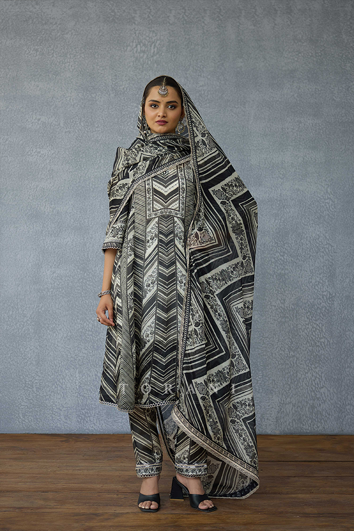 Kalamkari Asthika Kurta Set