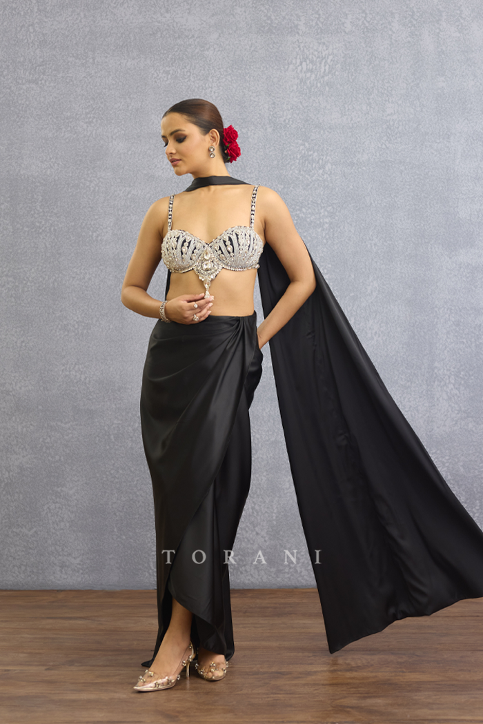 Siyaahi Trisha Skirt Set