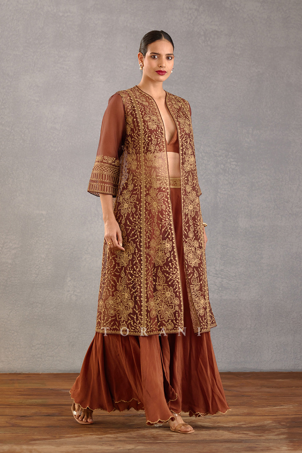 SALE - Dahlia Paavni Cape Set