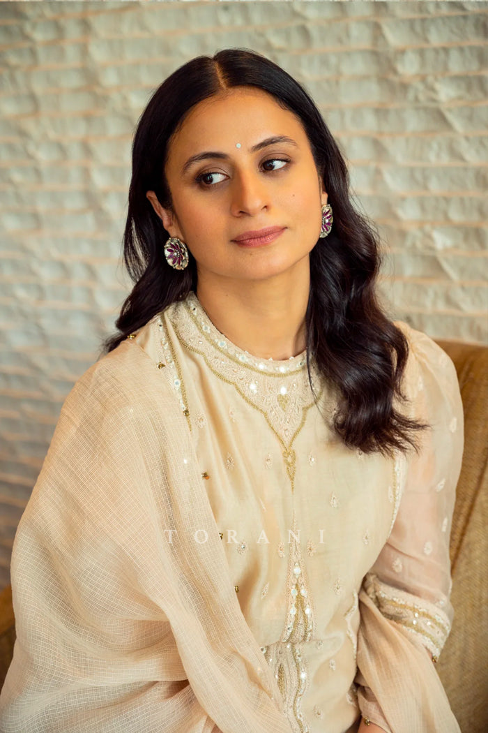 Rasika duggal in Torani&