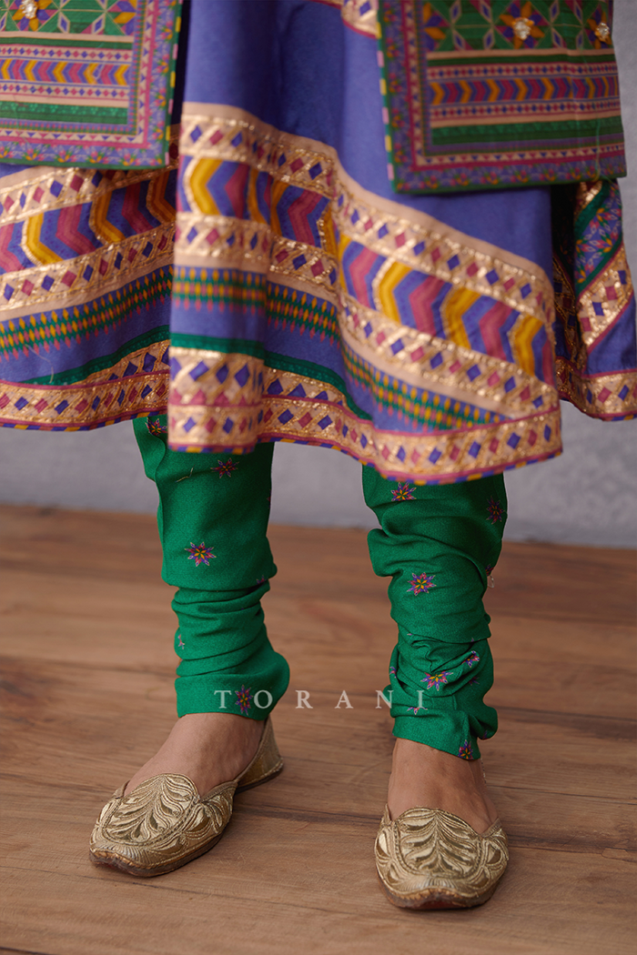 Jamuni Shamiyana Dhaari Jacket Set