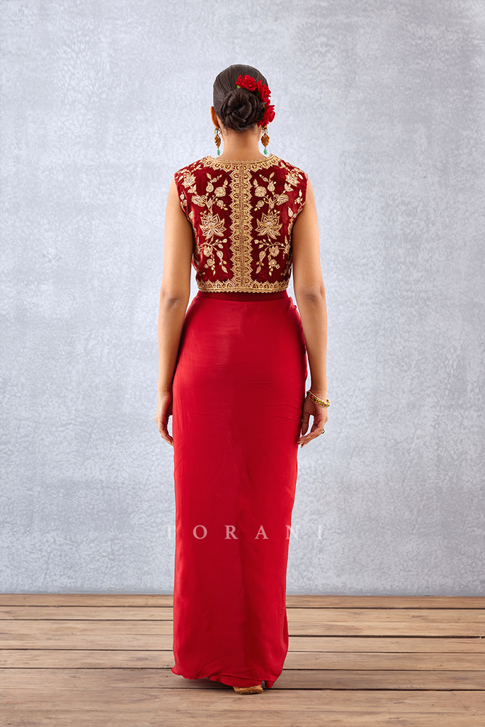 Sindoori Gurneet Dhoti Set back view