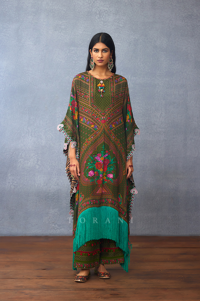 Dil Saaz Mehry Kaftan Set