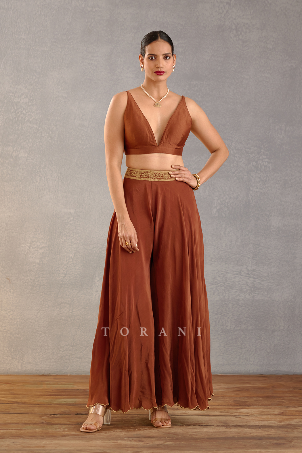 Dahlia Paavni Blouse