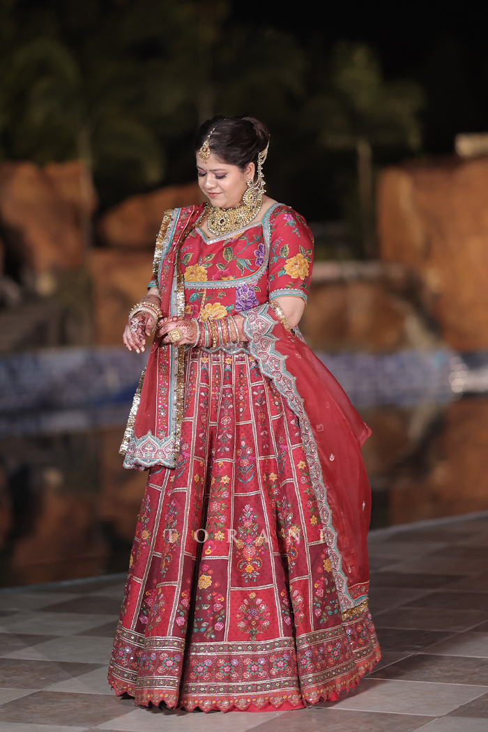 Disha Gupta In Our Dil Surkh Avora Lehenga Set