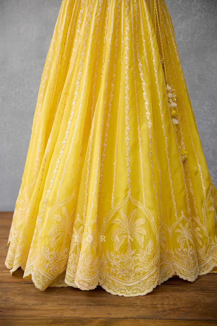 Kasmai Wrija Lehenga Set