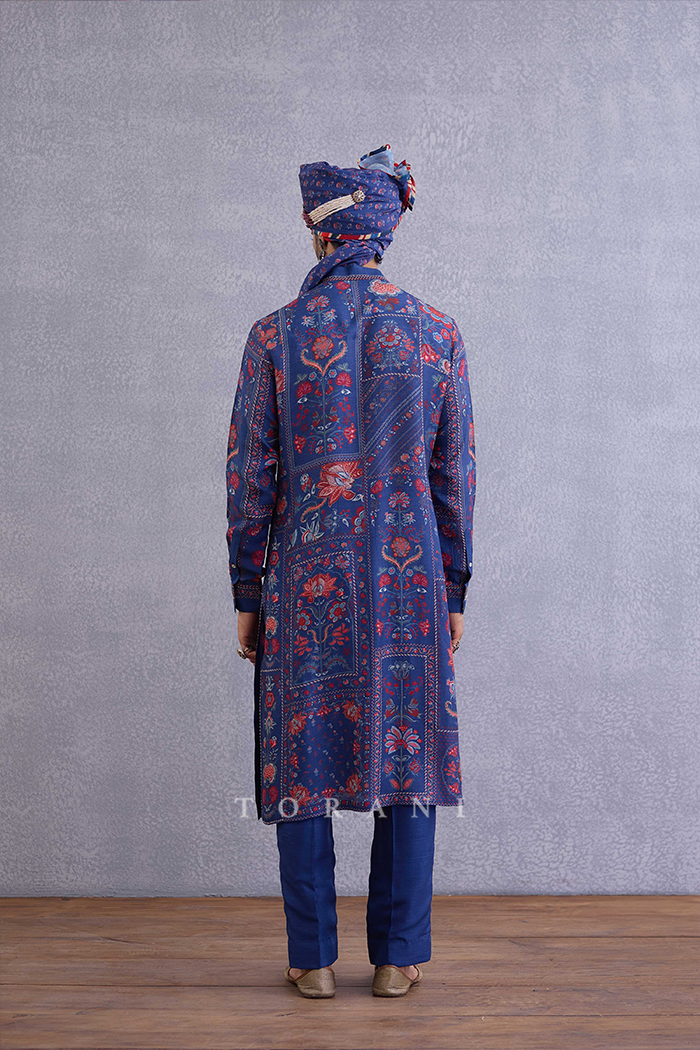 Neelambar Viraaj Kurta Set