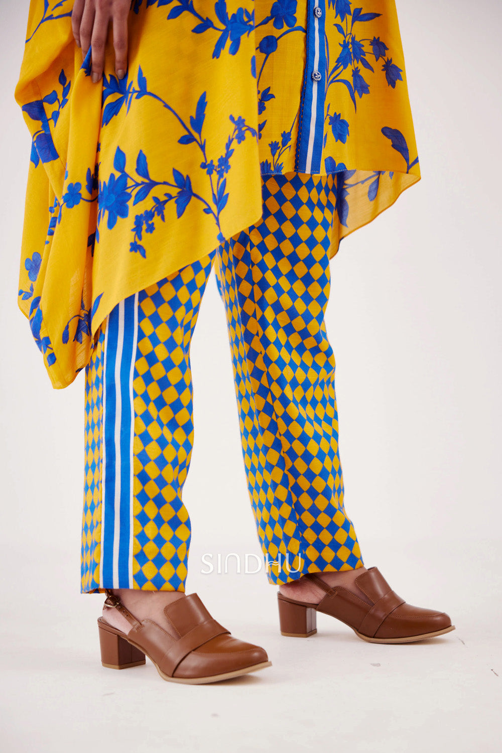 SALE - Enka Checkered Pants