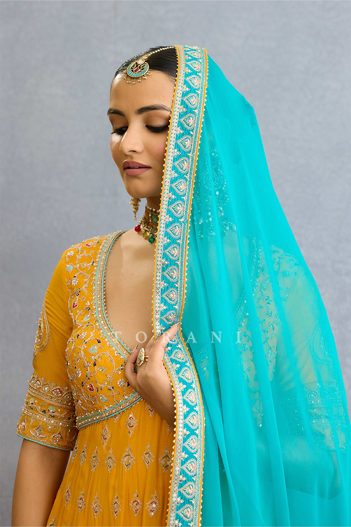 Sunela Sharmin Anarkali Set