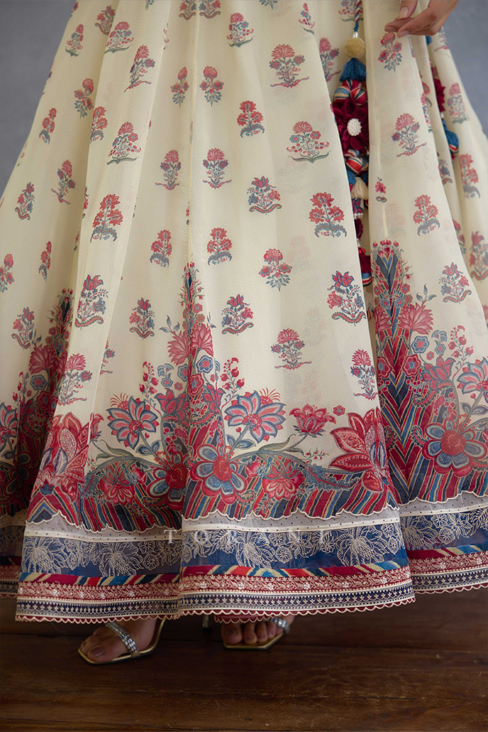 Coromandel Medha Lehenga Set