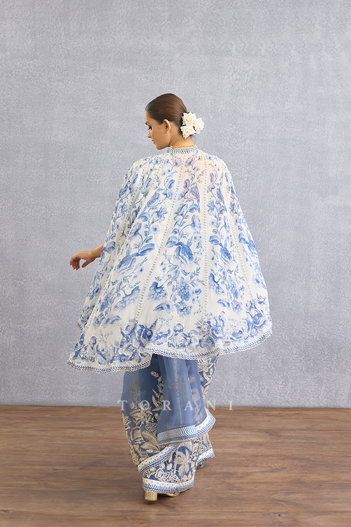 Neeli Gauraiya Amogha Cape