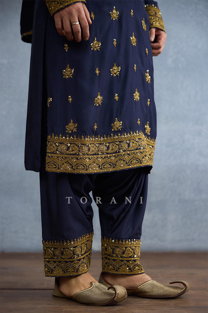 Behare Arham Kurta Set