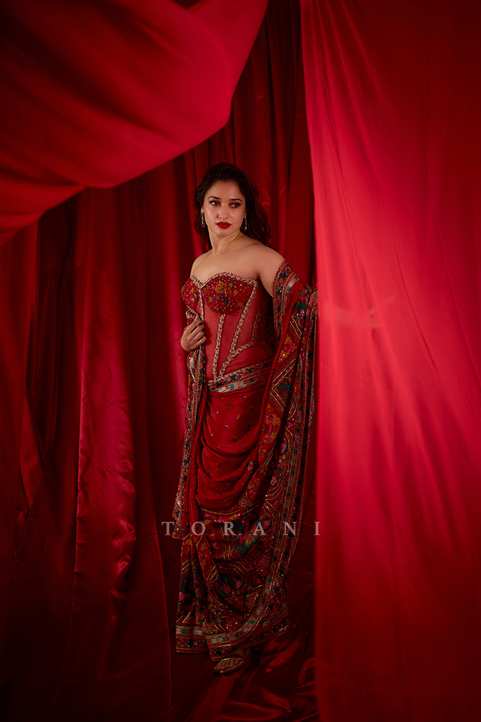 Tamannaah Bhatia In Our Dil Surkh Ami Corset Saree Set