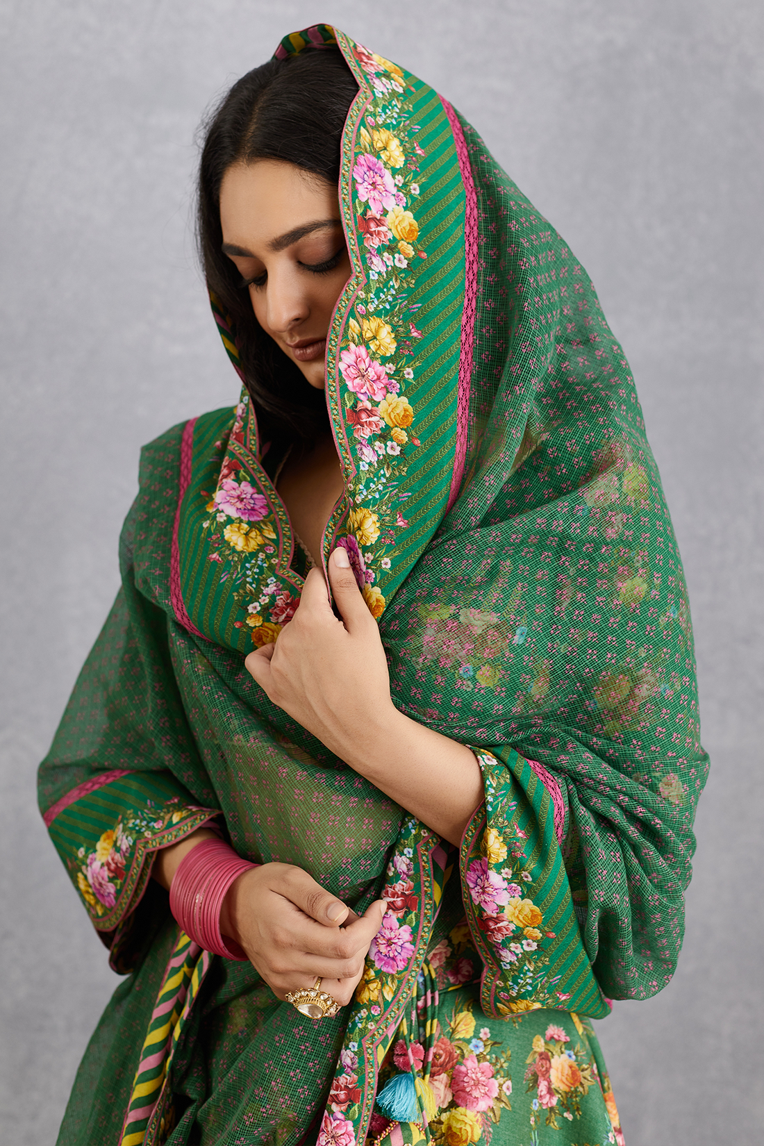 Panna Mumtaz Odhni