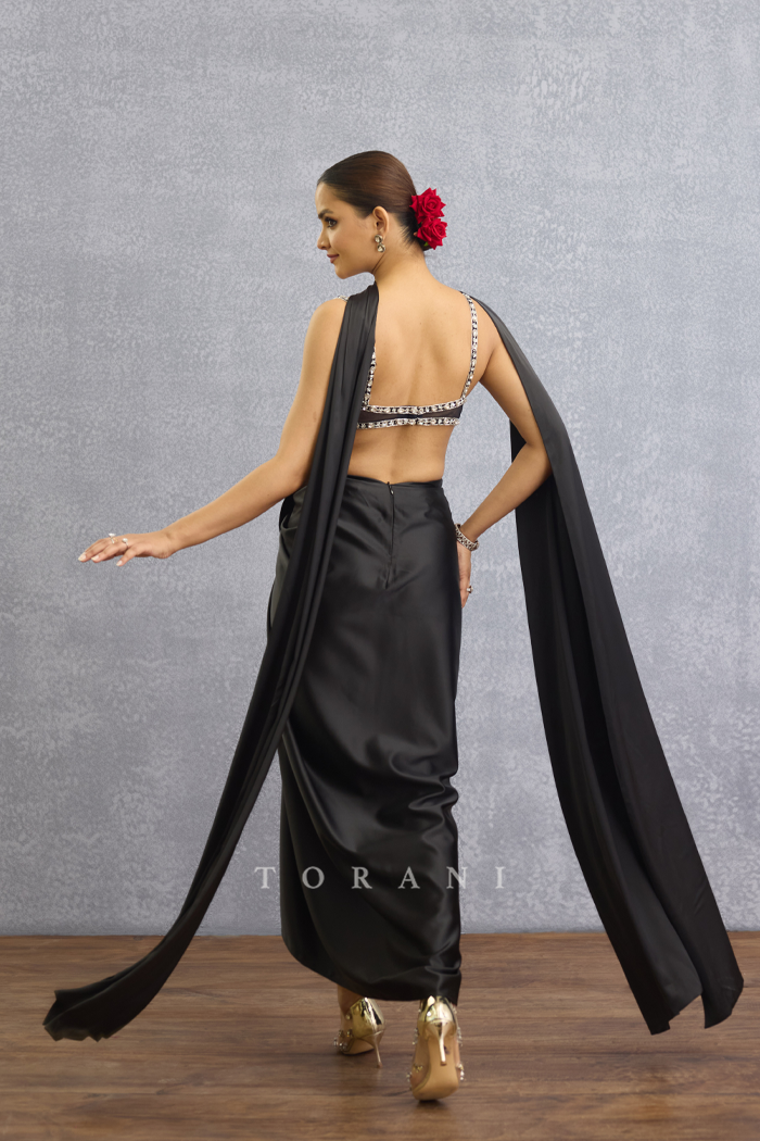 Siyaahi Trisha Skirt Set