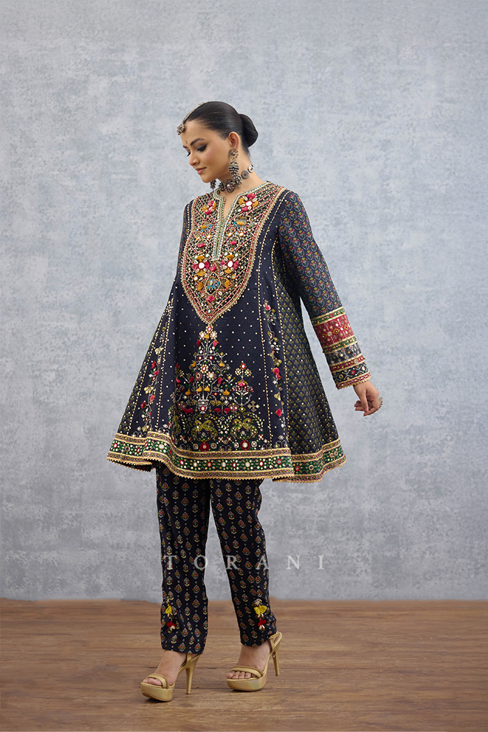 Virasa Dhanak Kurta Set