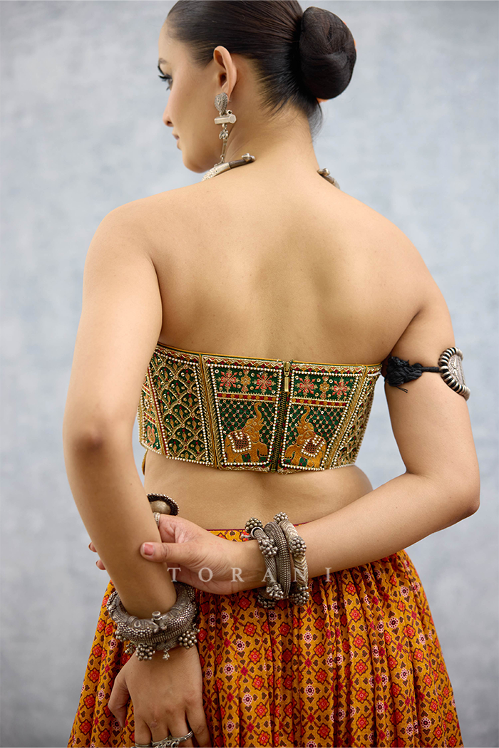 Kanak Harit Mauri Corset