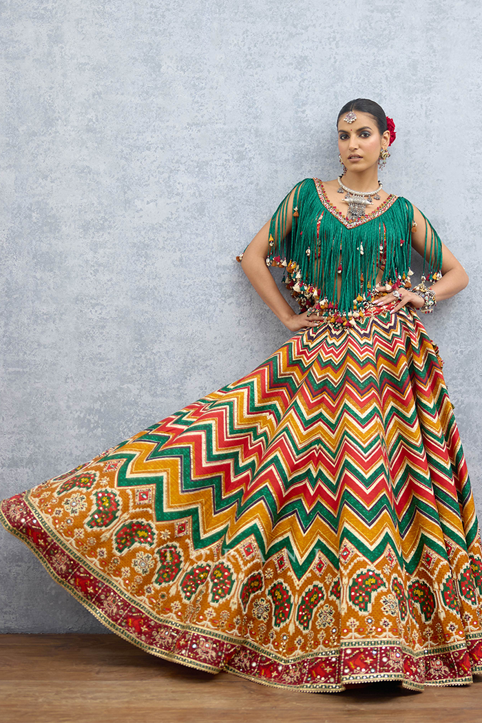Chitrita Khanak Lehenga Set