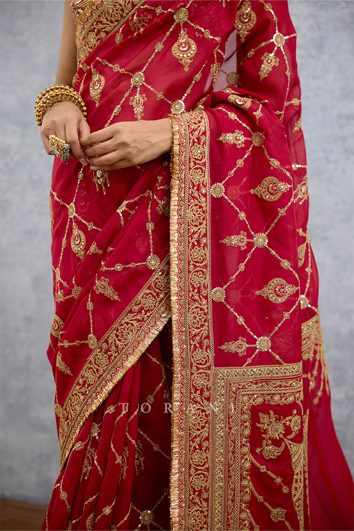 Lakshma Nayra Saree